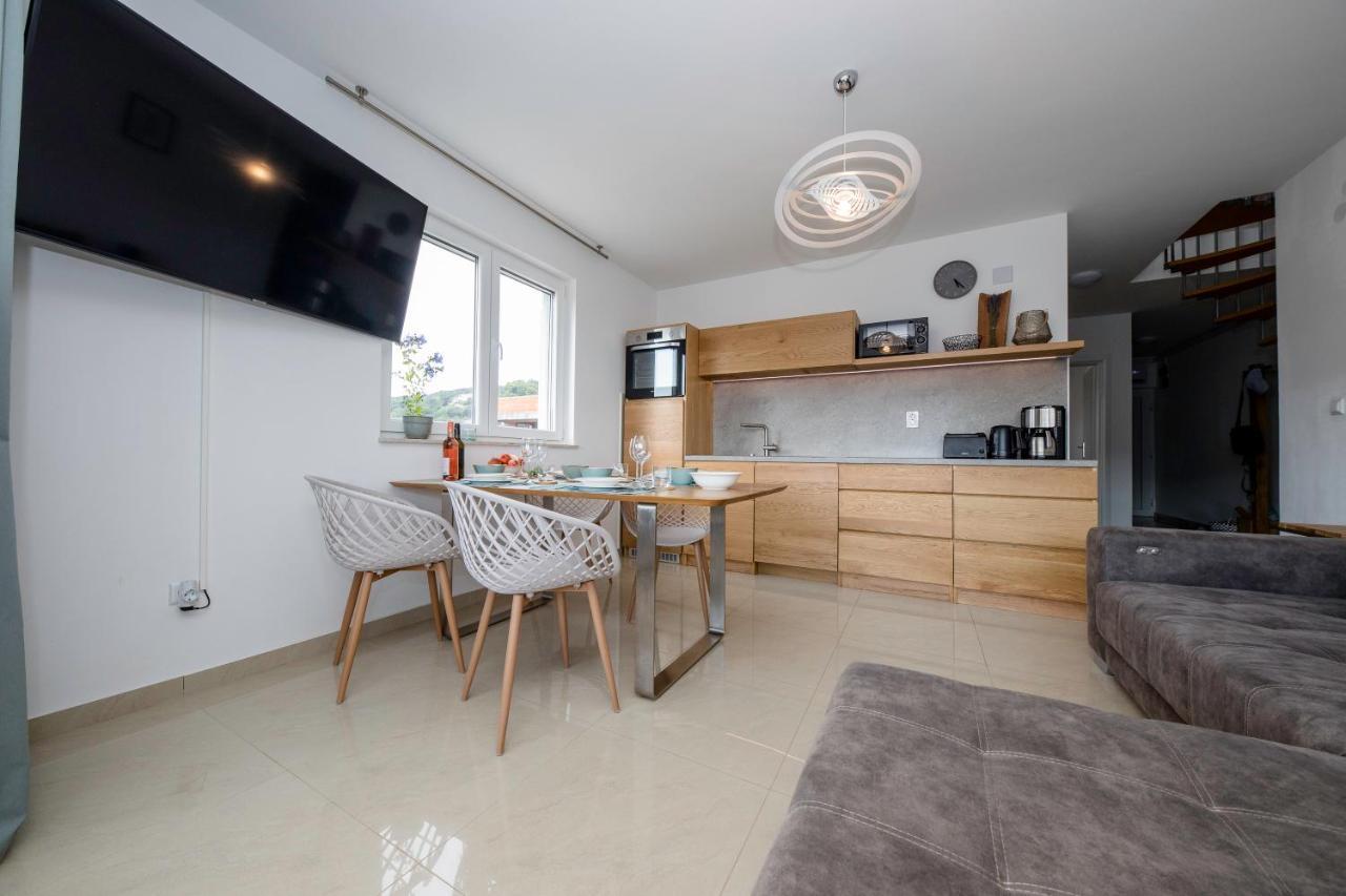 Palit 497/D, Apartment F Exterior photo